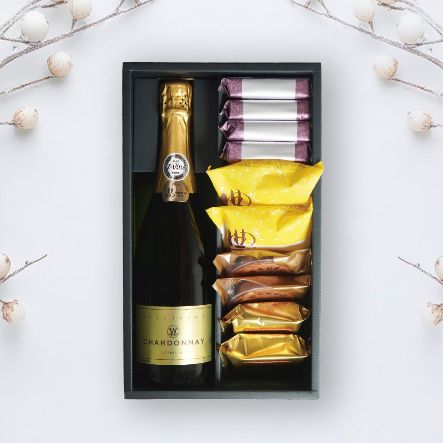 【通販】勝沼シャルドネスパークリングとスイーツ詰合せ(送料込み)