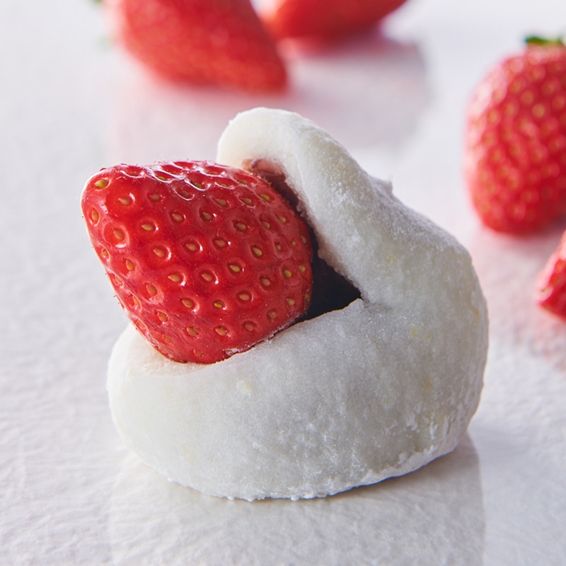 特撰 大きな苺大福 粒餡