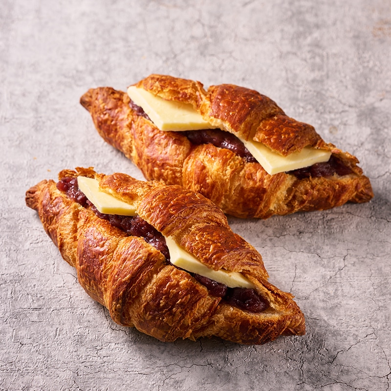 北海道産小豆のあんバタークロワッサン